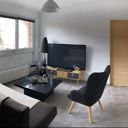 Bel Cosy Tres Calme Avec Parking Prive *